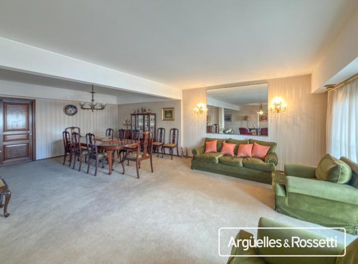 Departamento · 259m² · 5 Ambientes · 1 Cochera