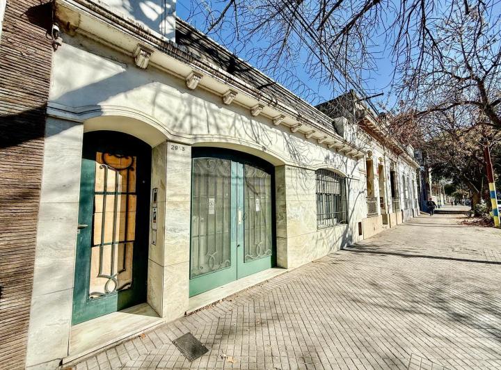 Casa · 199m² · 4 Ambientes · 1 Cochera