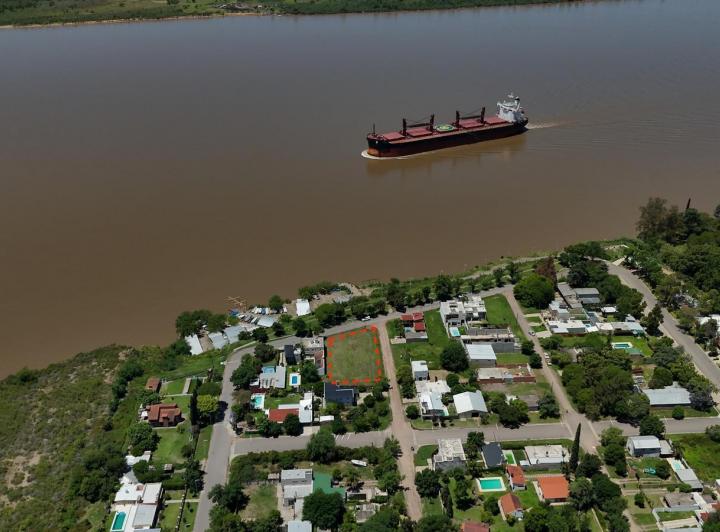 Terreno · 780m²