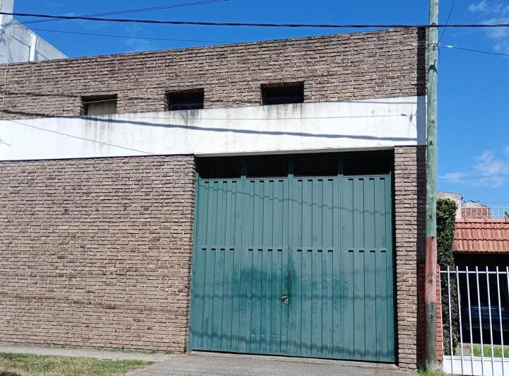 Bodega-Galpón · 168m²