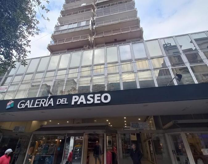 Oficina comercial · 100m² · 5 Ambientes