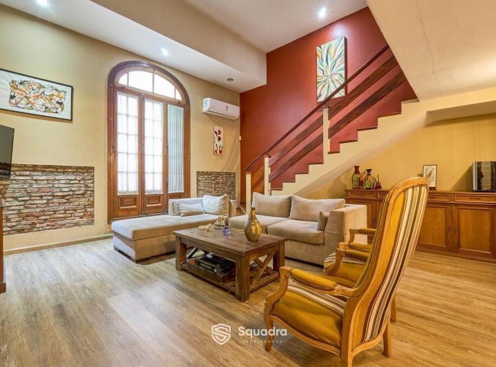 Casa · 180m² · 6 Ambientes