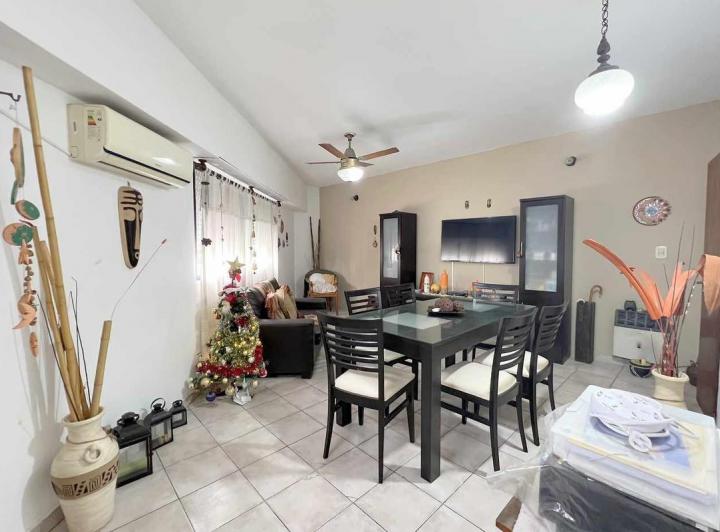 Casa · 117m² · 4 Ambientes · 1 Cochera