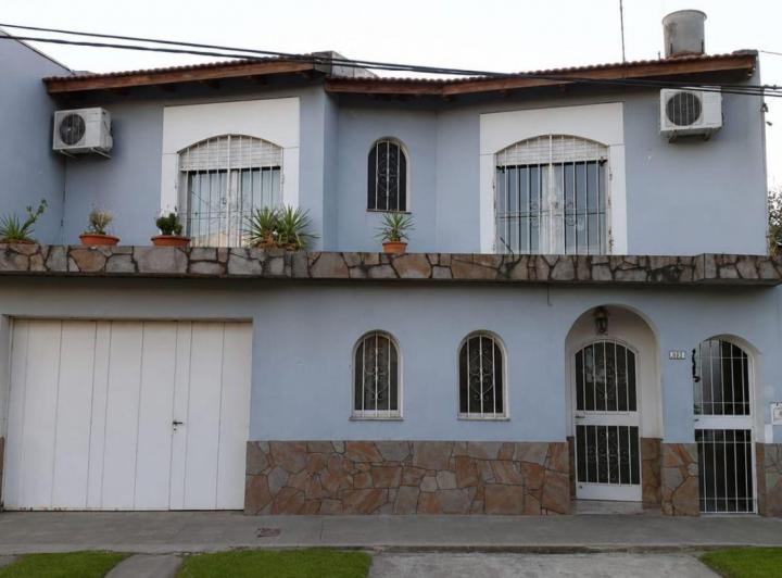 Casa · 132m² · 6 Ambientes · 1 Cochera