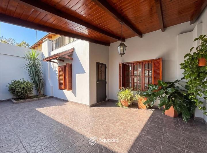 Casa · 89m² · 5 Ambientes · 1 Cochera