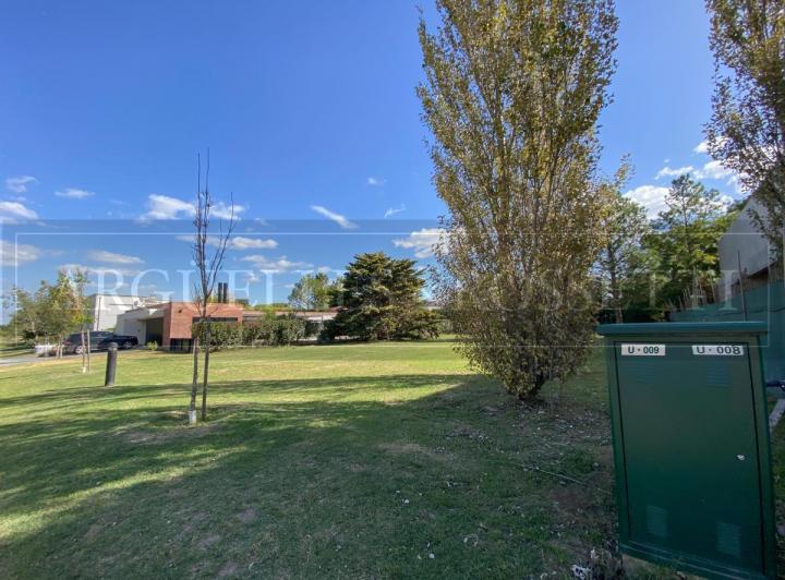 Terreno · 1200m²