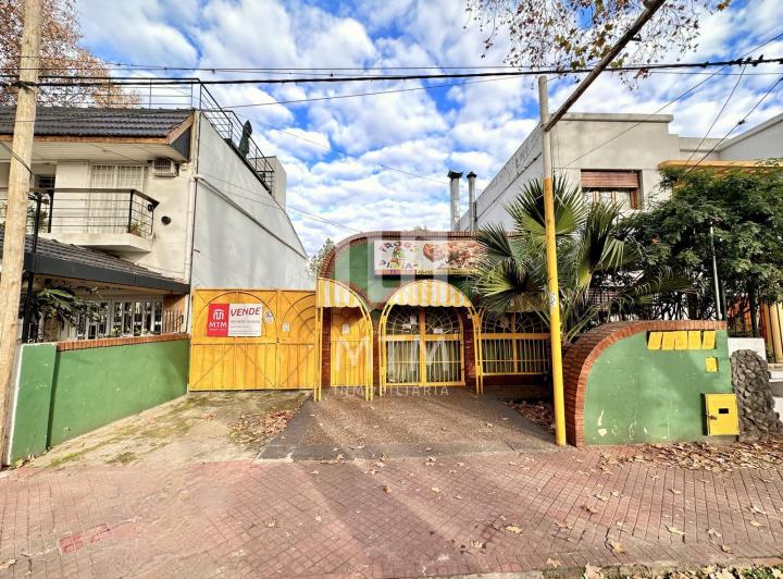 Terreno · 408m²