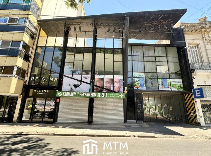 Terreno · 250m² · 3 Ambientes