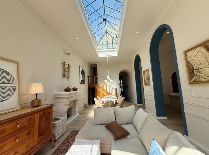 Casa · 205m² · 6 Ambientes · 1 Cochera