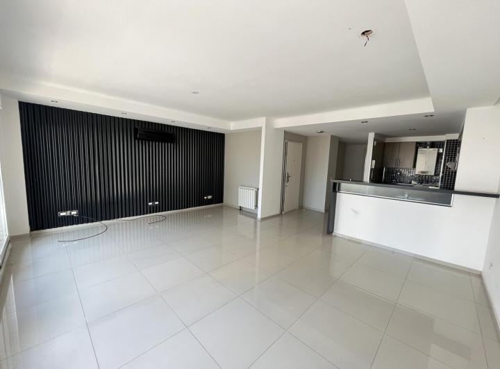 Departamento · 80m² · 4 Ambientes · 1 Cochera