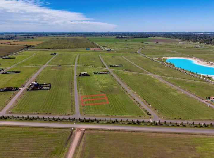 Terreno · 607m²