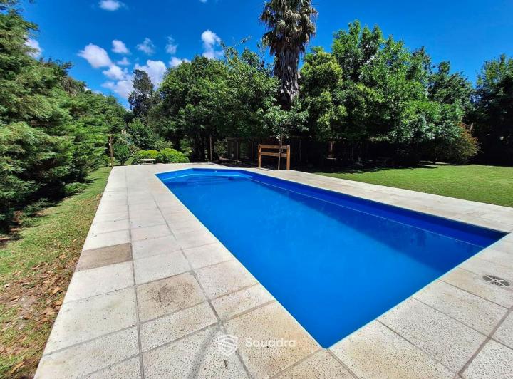 Casa · 269m² · 8 Ambientes
