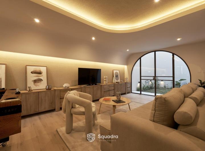 Casa · 223m² · 6 Ambientes · 2 Cocheras