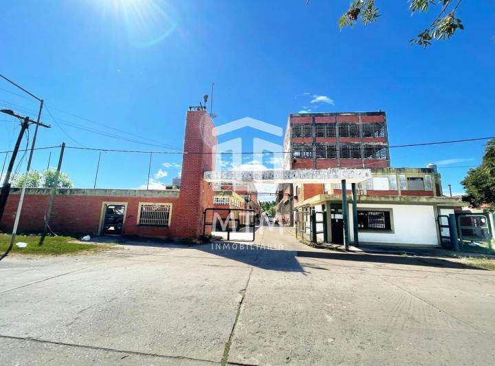 Terreno · 9000m²