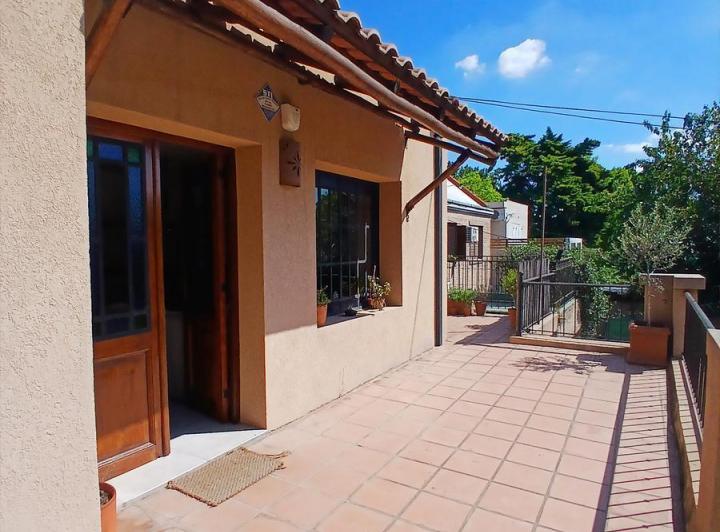 Casa · 52m² · 3 Ambientes · 1 Cochera