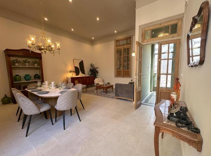 Casa · 147m² · 4 Ambientes · 1 Cochera