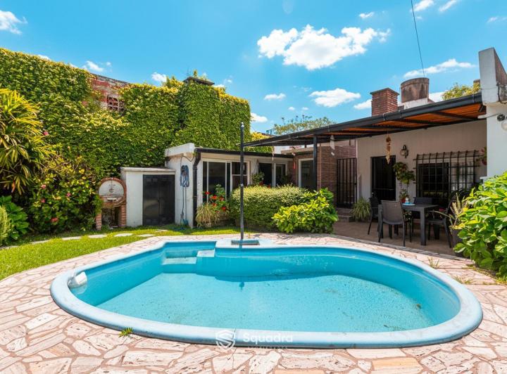 Casa · 143m² · 5 Ambientes · 1 Cochera