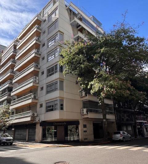 Departamento · 120m² · 4 Ambientes · 1 Cochera