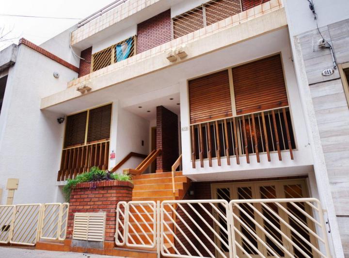 Departamento · 200m² · 5 Ambientes · 2 Cocheras