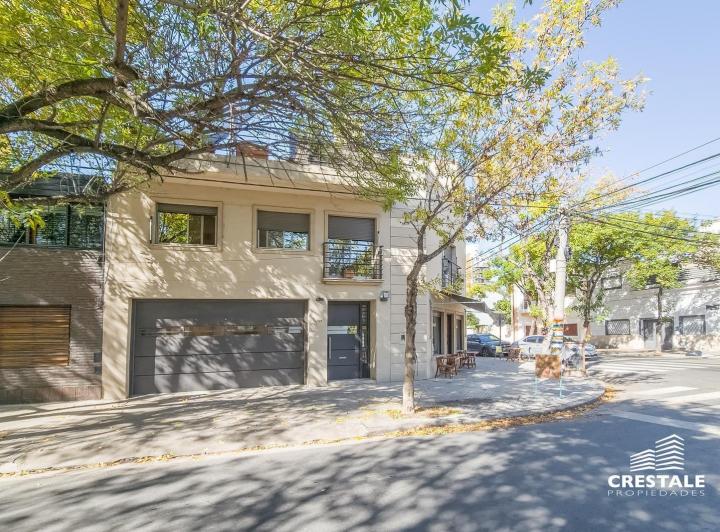 Casa · 180m² · 7 Ambientes · 2 Cocheras