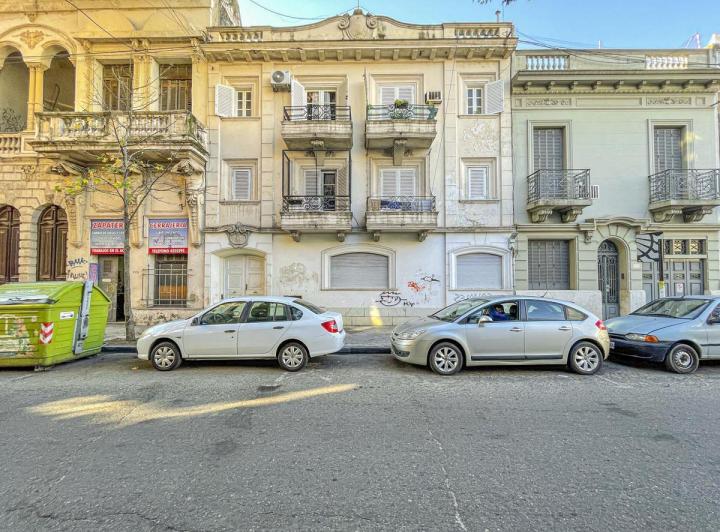 Departamento · 90m² · 7 Ambientes