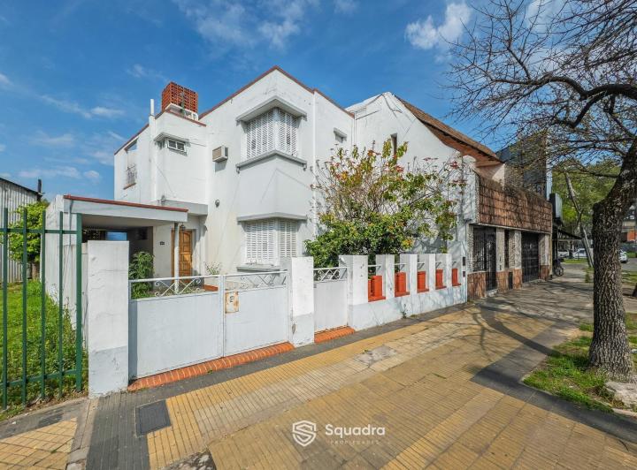 Casa · 155m² · 5 Ambientes · 1 Cochera