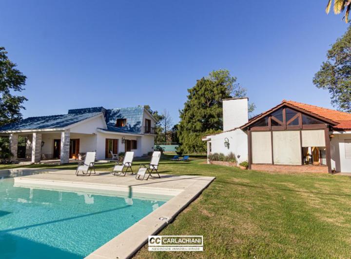 Casa · 317m² · 5 Ambientes