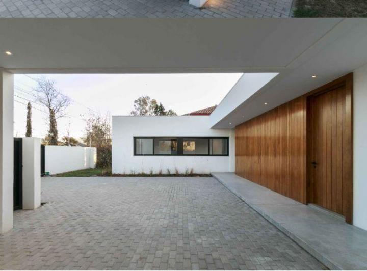 Casa · 157m² · 5 Ambientes · 2 Cocheras