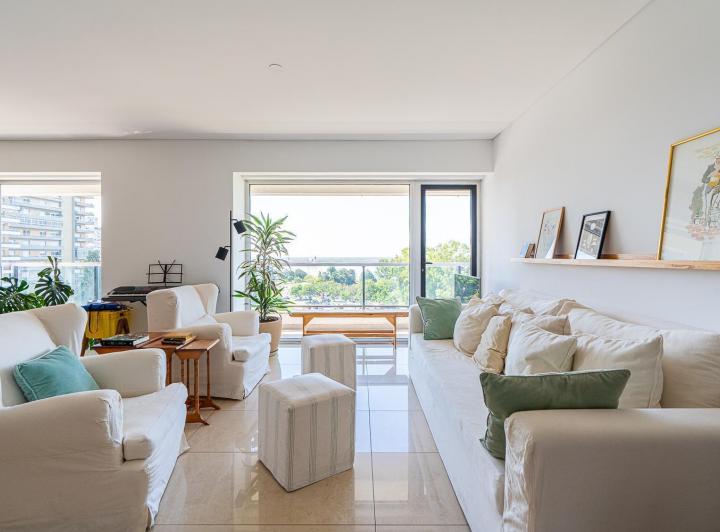 Departamento · 137m² · 5 Ambientes · 1 Cochera