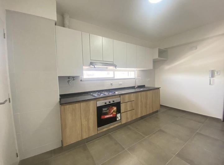 Departamento · 80m² · 5 Ambientes