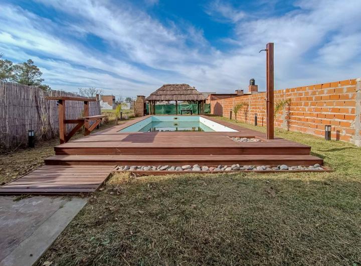 Casa · 198m² · 5 Ambientes · 2 Cocheras