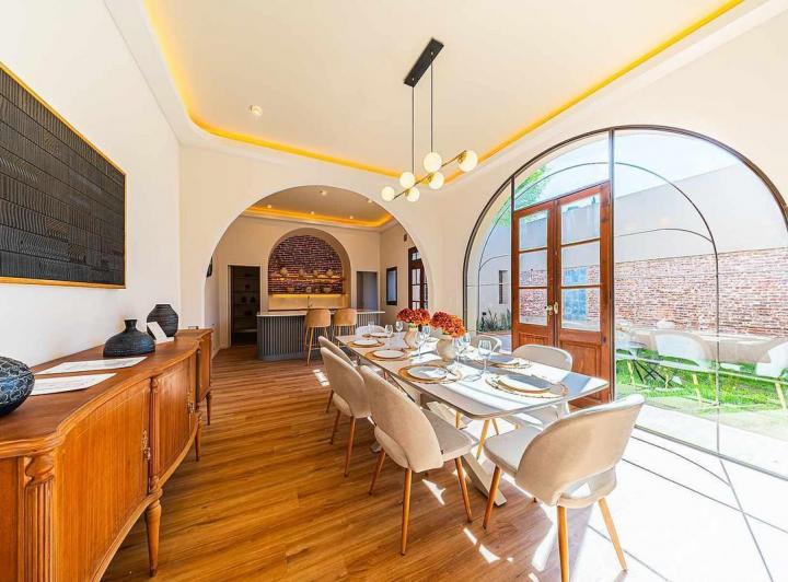 Casa · 204m² · 4 Ambientes · 1 Cochera