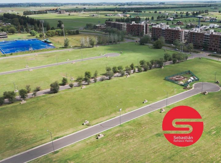 Terreno · 417m²
