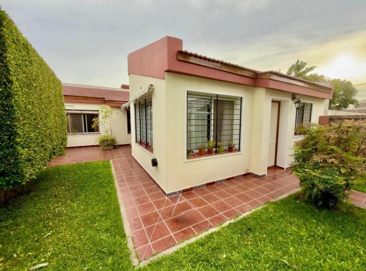 Casa · 75m² · 1 Cochera
