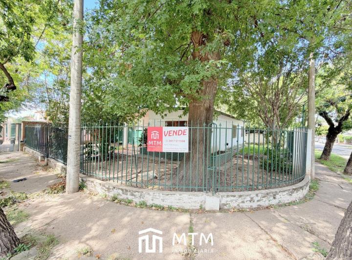 Casa · 84m² · 3 Dormitorios · 2 Cocheras