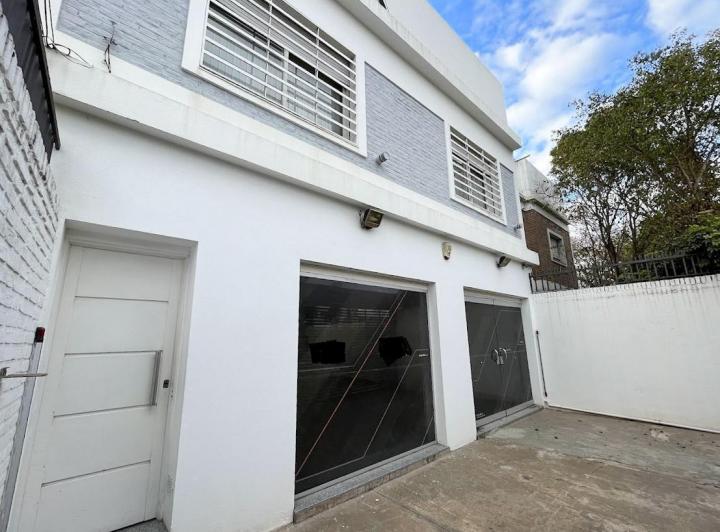 Local comercial · 385m² · 1 Cochera