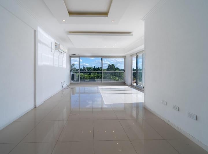 Departamento · 170m² · 5 Ambientes · 1 Cochera