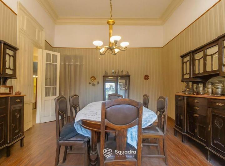 Casa · 140m² · 7 Ambientes · 1 Cochera