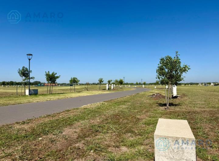 Terreno · 680m²