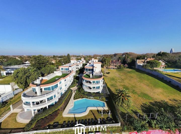 Departamento · 62m² · 2 Ambientes · 1 Cochera