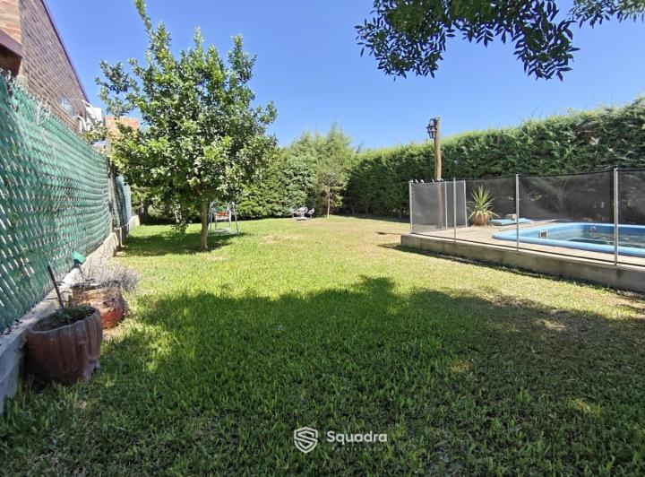 Casa · 188m² · 5 Ambientes · 2 Cocheras