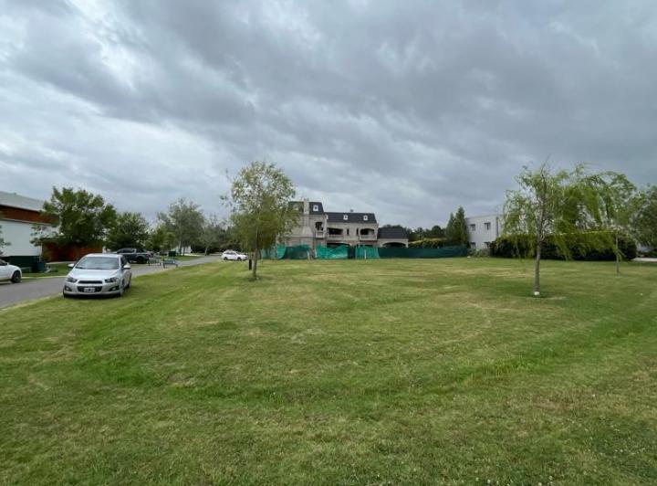 Terreno · 1452m²