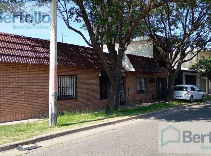 Casa · 145m² · 3 Ambientes · 1 Cochera