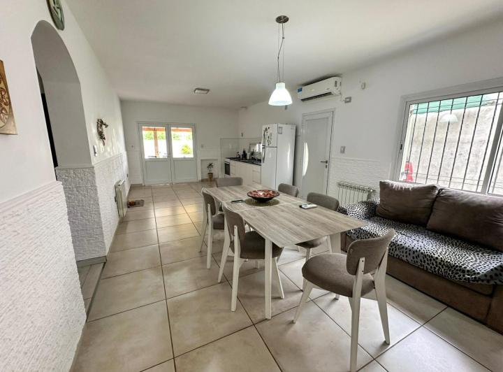 Casa · 145m² · 3 Ambientes · 1 Cochera