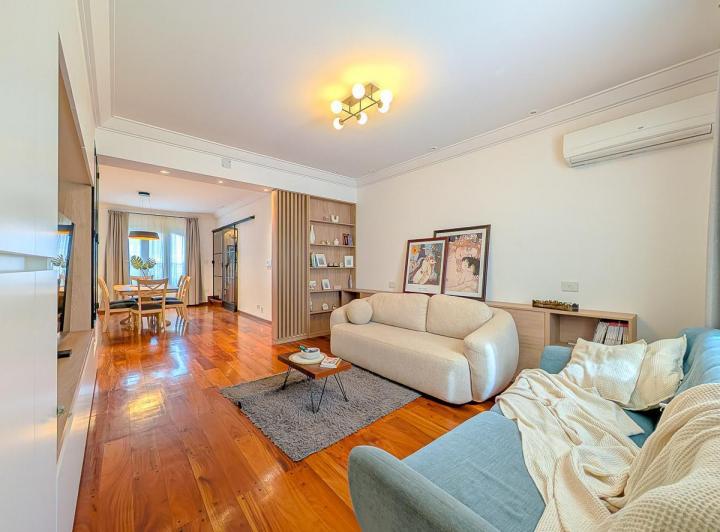 Casa · 255m² · 5 Ambientes