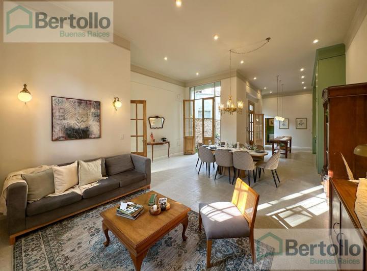 Casa · 151m² · 4 Ambientes · 1 Cochera