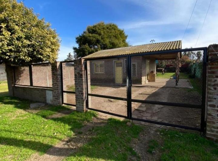 Casa · 65m² · 3 Ambientes · 1 Cochera
