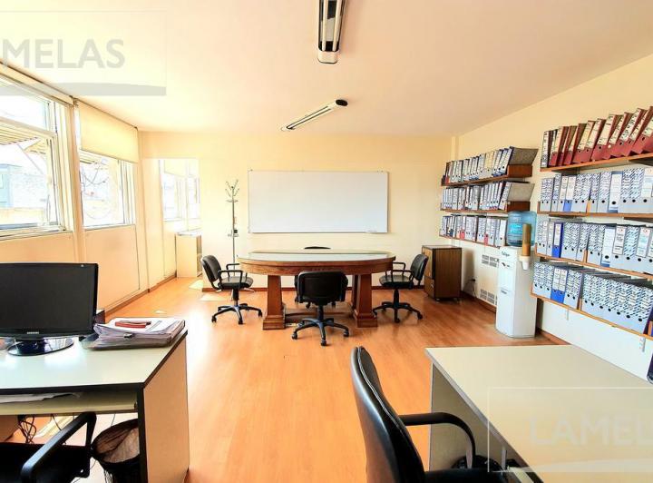 Oficina comercial · 58m² · 2 Cocheras