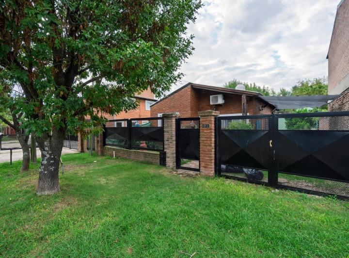 Casa · 86m² · 3 Ambientes · 1 Cochera