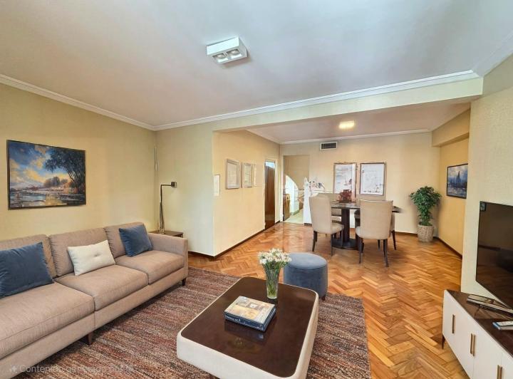 Departamento · 125m² · 8 Ambientes · 1 Cochera